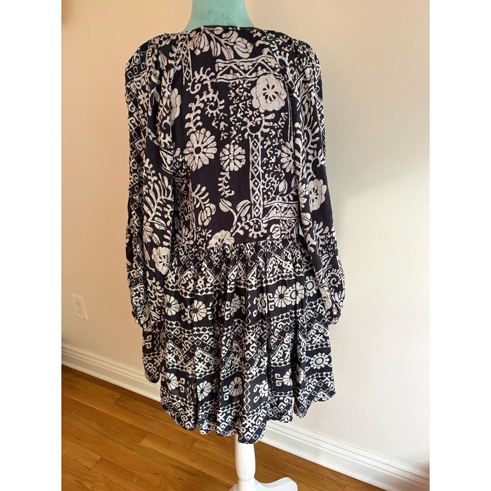 Love The Label Block Print Mini Dress Cotton Boho Tiered Ruffle Hem White Navy View 4